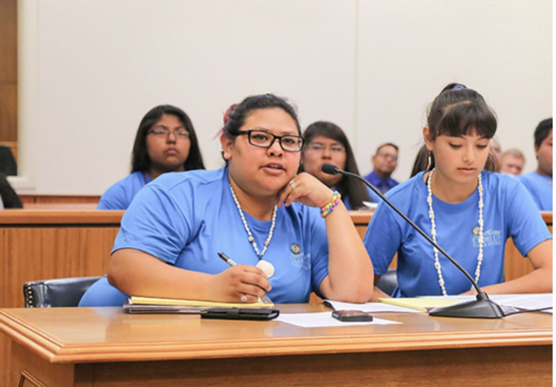 Students Get Hands-On Learning with Gila River Close Up Program